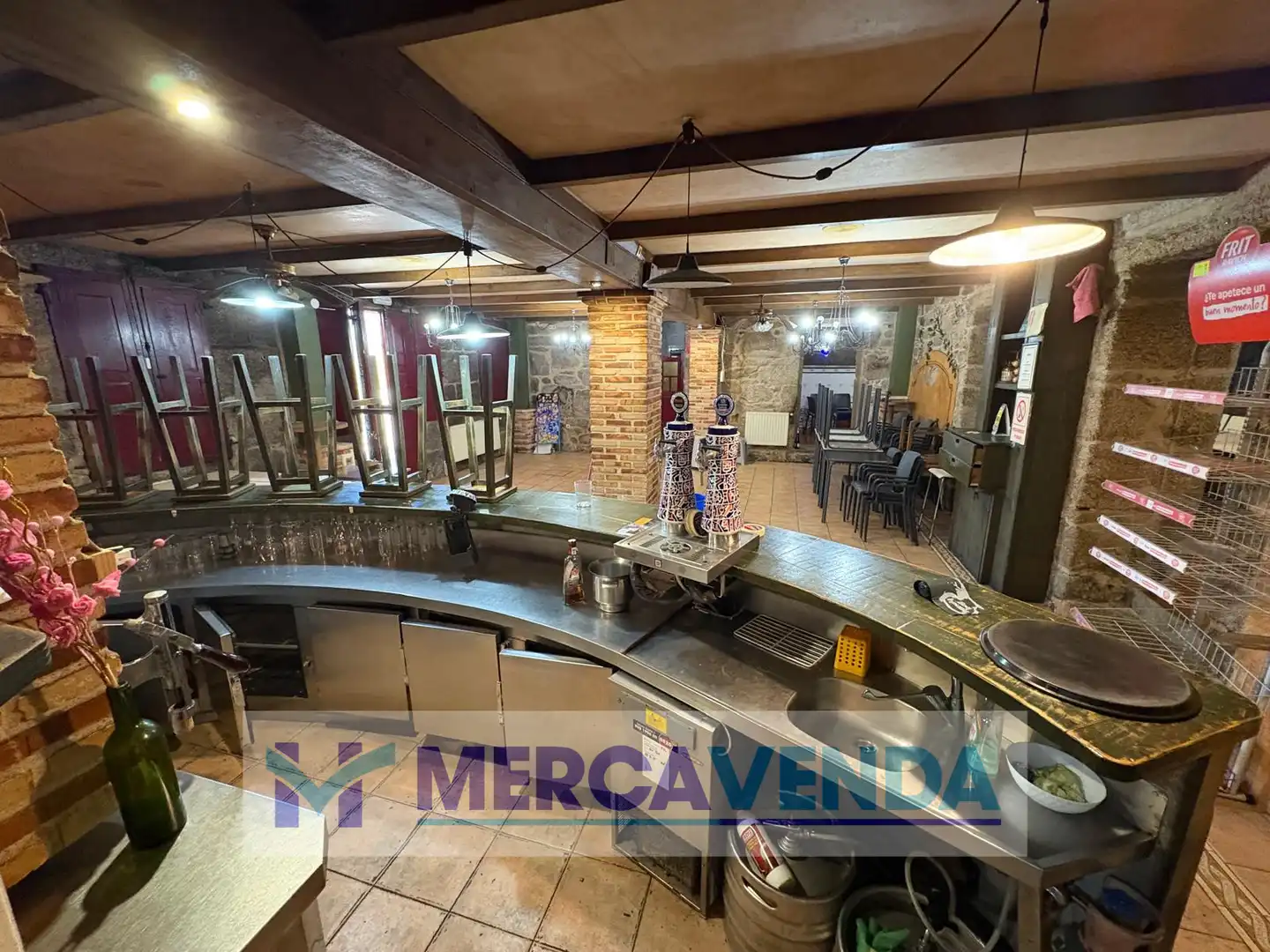 Local de alquiler en Covelo con Terraza y Amueblado