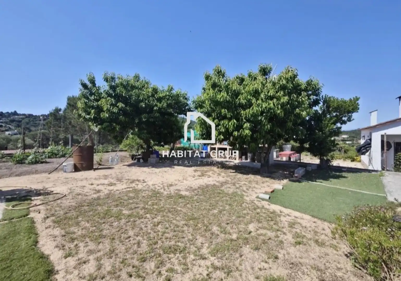 House with pool for sale in Montbarbat, imagen 3