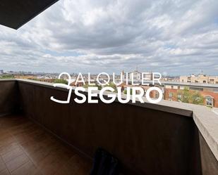 Exterior view of Flat to rent in  Madrid Capital  with Heating