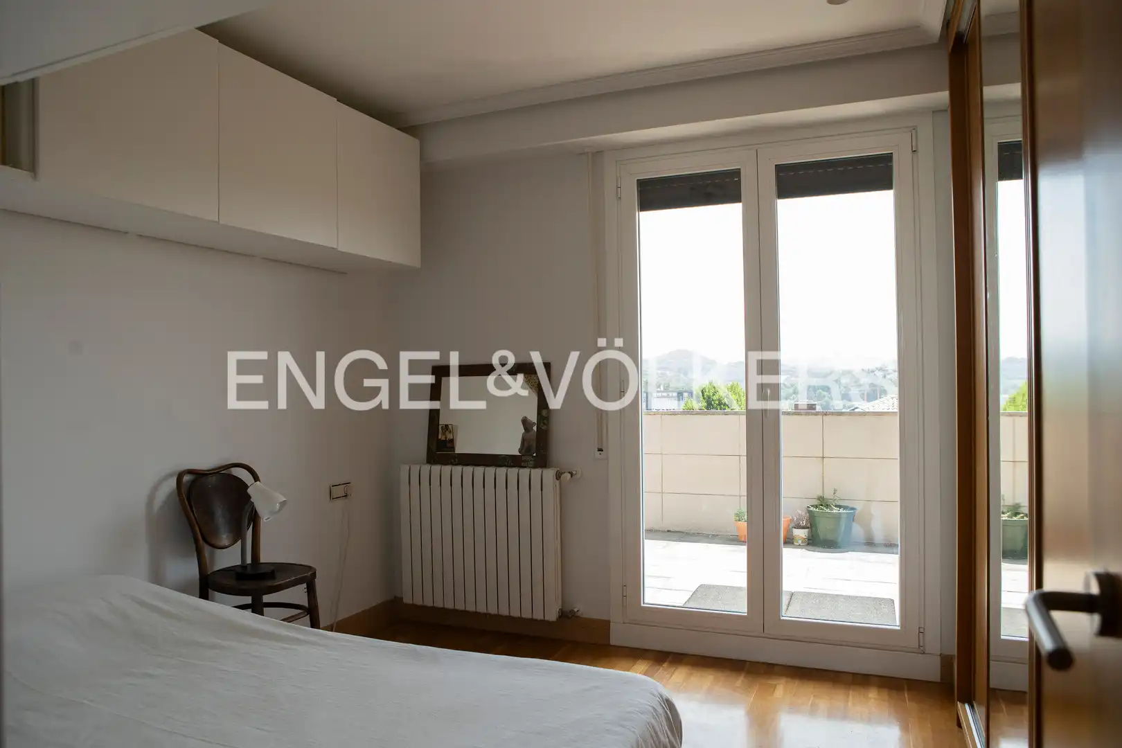 Flat for rent in Manuel Vázquez Montalbán Kalea, Aiete
