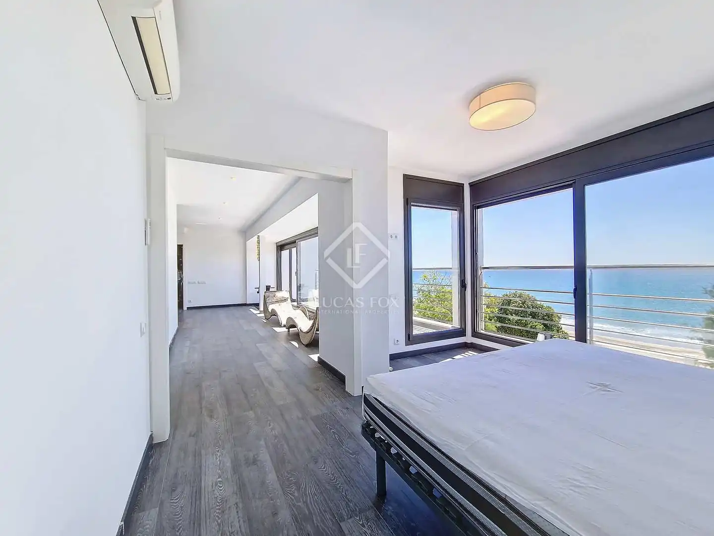 Dormitori de Casa o xalet de lloguer en Vilanova i la Geltrú amb Aire condicionat, Jardí privat i Terrassa