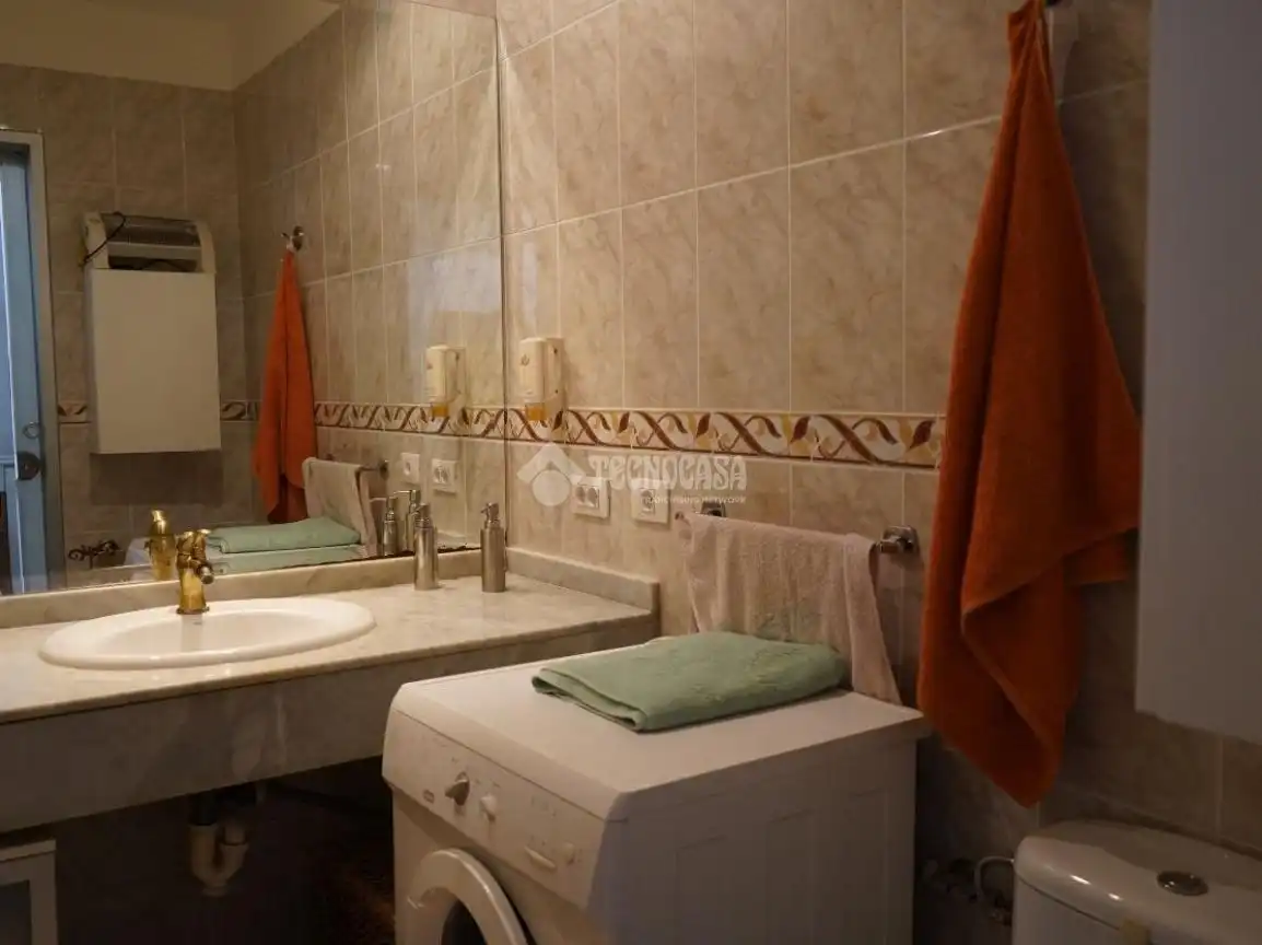 Baño de Piso de alquiler en Puerto de la Cruz con Terraza y Amueblado