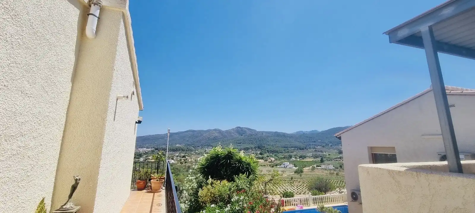 Vista exterior de Casa o chalet en venta en Xaló con Aire acondicionado, Calefacción y Jardín privado