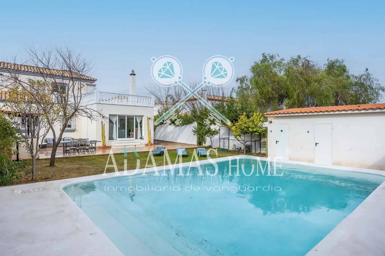 Jardín de Casa o chalet en venta en Valencina de la Concepción con Aire acondicionado, Calefacción y Jardín privado