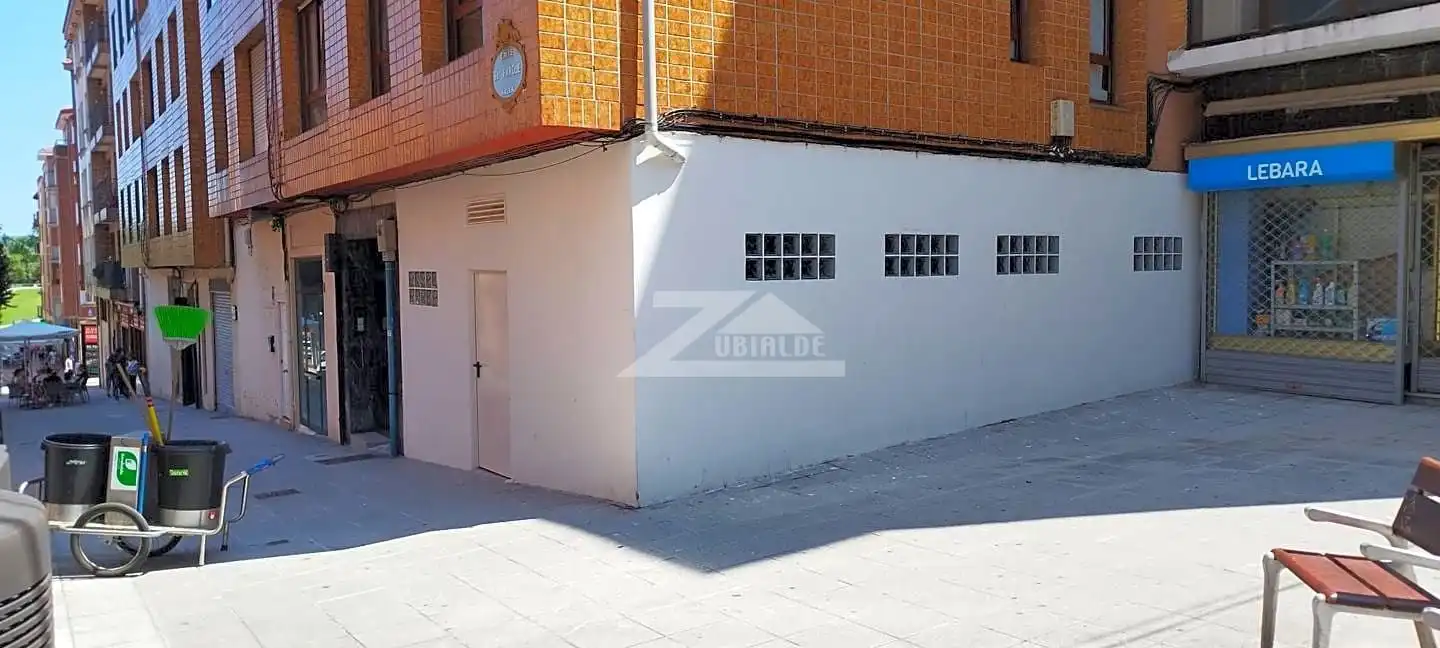 Vista exterior de Trastero en venta en Barakaldo 