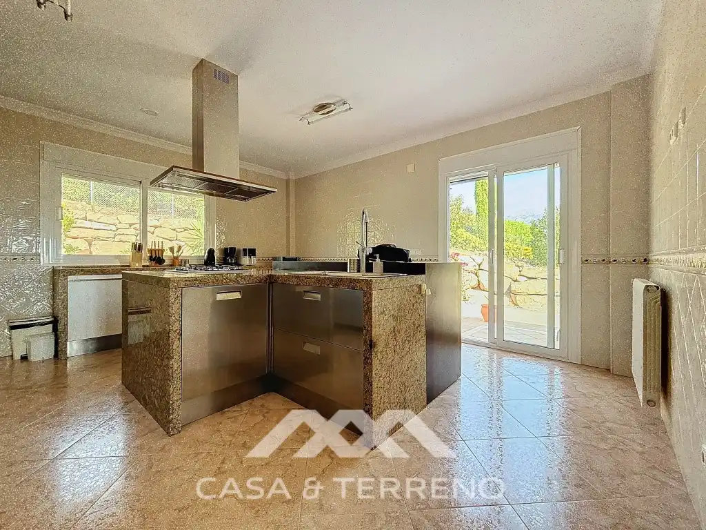 Maison avec piscine à vendre à Urbanizacion Sector Ur-9 El Cañeo, imagen 8