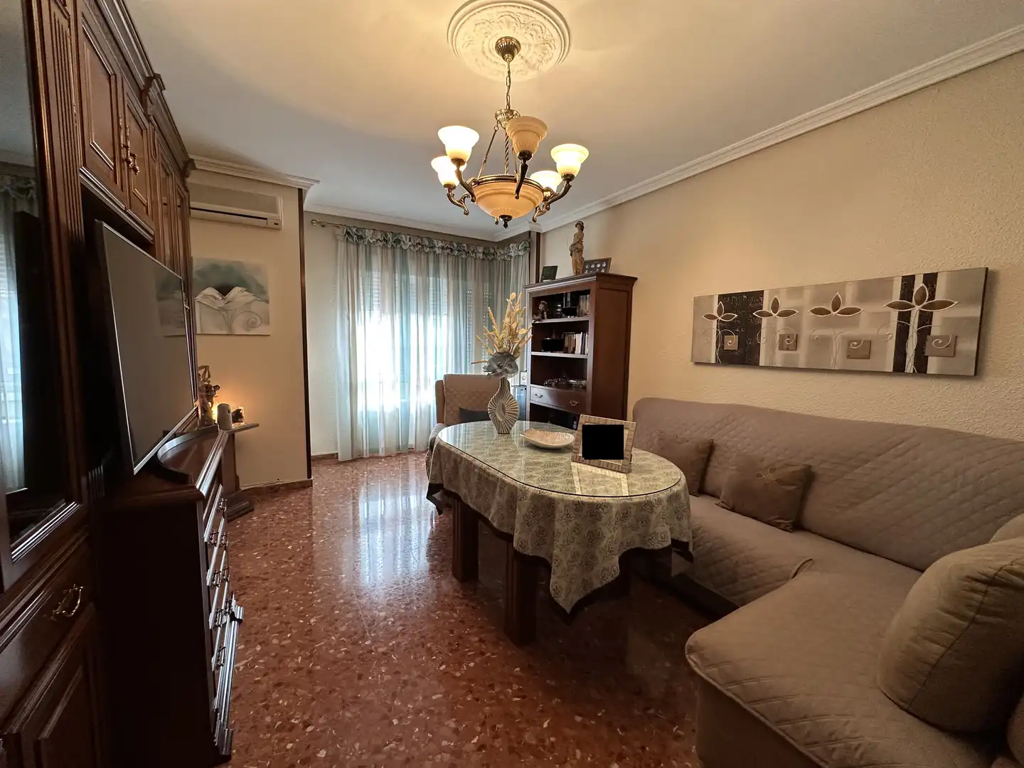 Living room of Flat for sale in Úbeda  with Air Conditioner