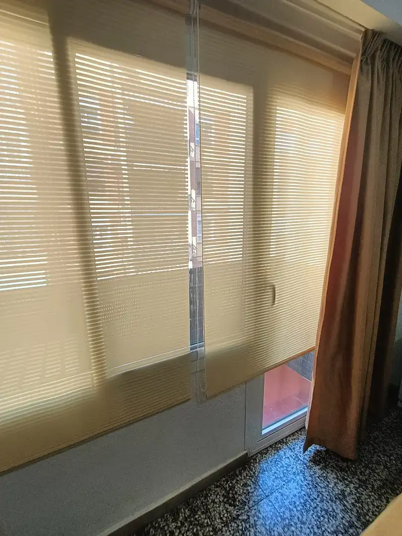 Exterior view of Flat for rent in Valencia  with Furnished, Oven and Washing machine