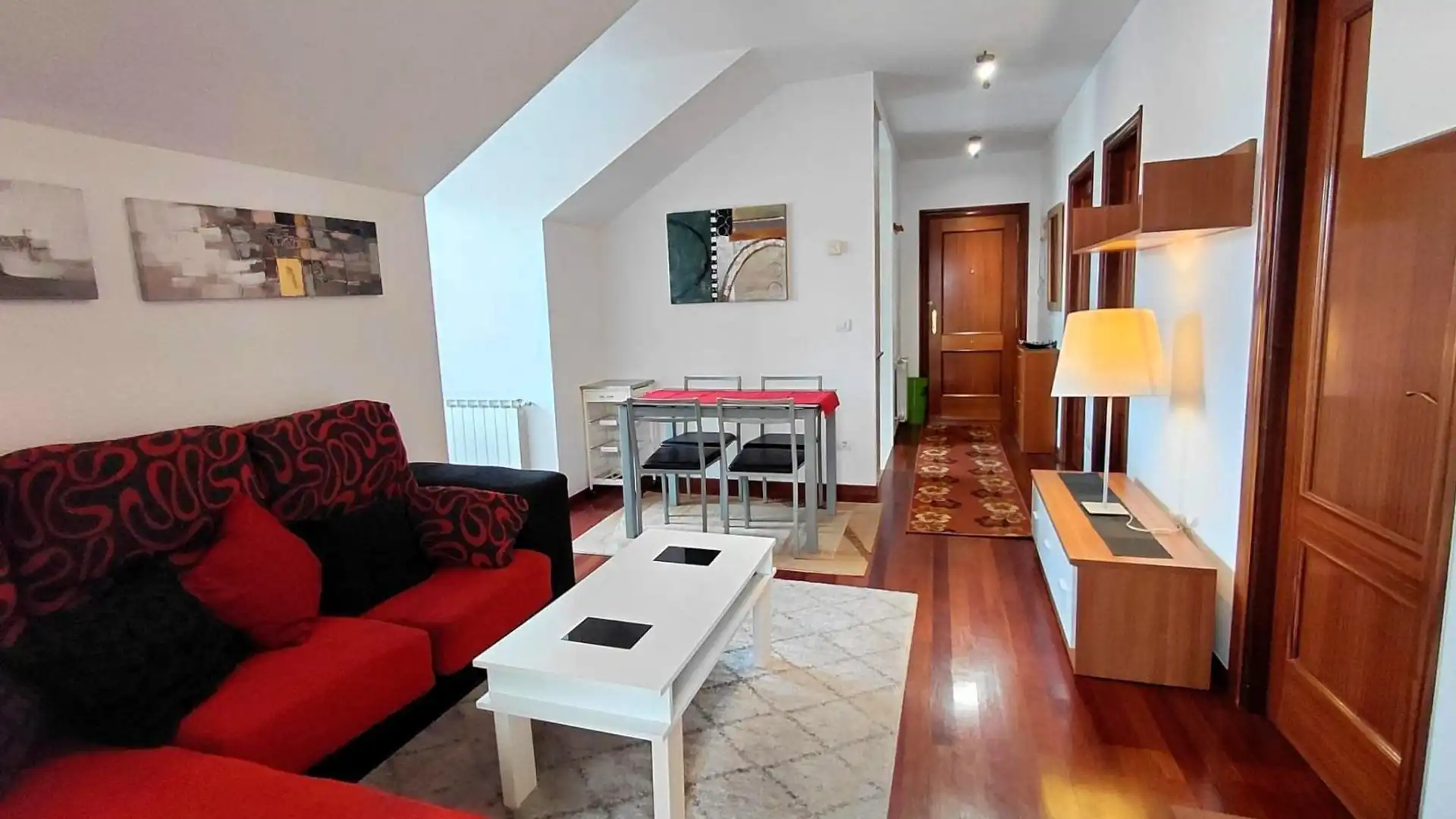 Sala de estar de Ático en venta en Santa María de Cayón con Calefacción, Terraza y Amueblado