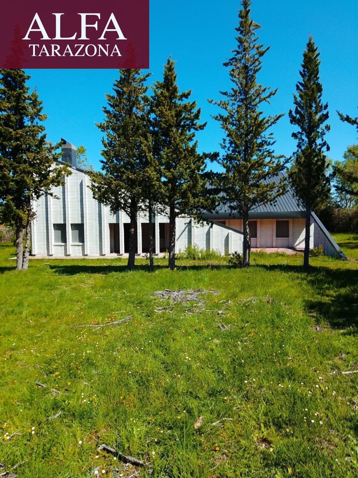 Vista exterior de Casa o xalet en venda en Tarazona amb Jardí privat i Terrassa