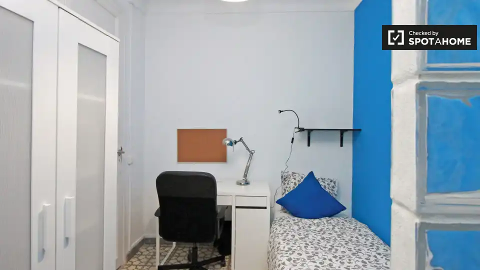 Room in El Poble Sec - Parc de Montjuïc