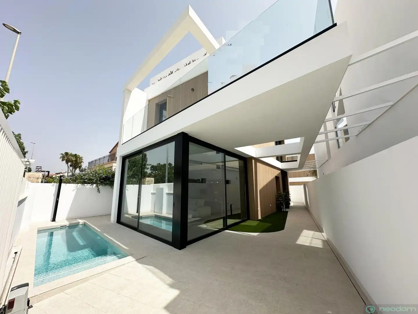 Vista exterior de Casa o xalet en venda en Pilar de la Horadada amb Terrassa, Piscina i Moblat