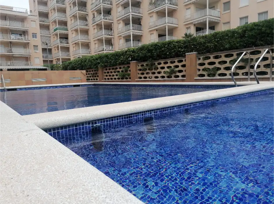 Piscina de Pis en venda en Calafell amb Terrassa, Traster i Piscina comunitària