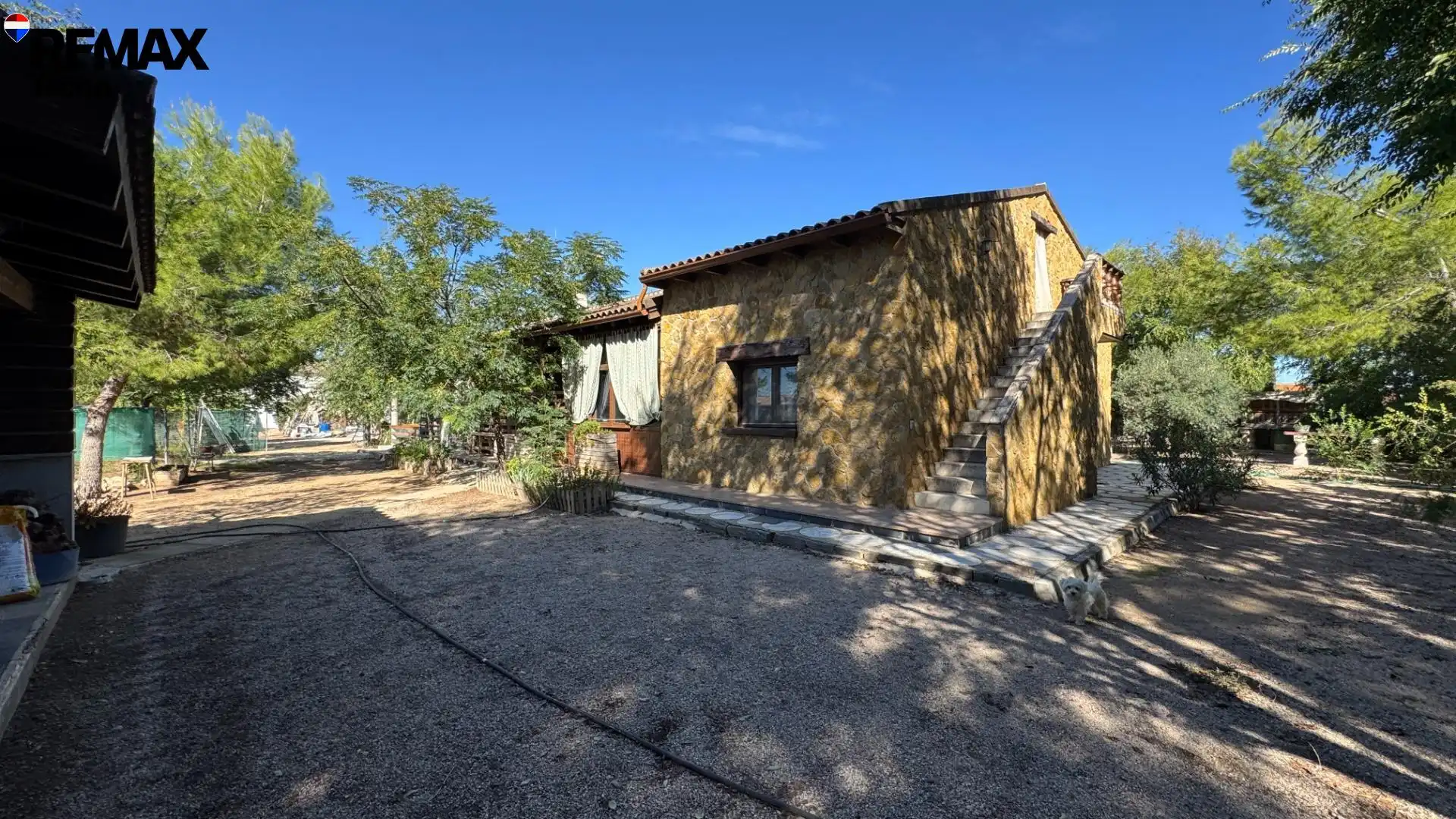 Vista exterior de Finca rústica en venda en La Puebla de Almoradiel, Toledo