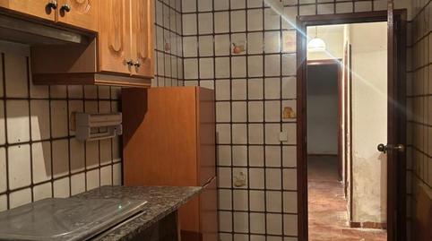 Foto 4 de Planta baja en venta en De España, Villa del Prado, Madrid