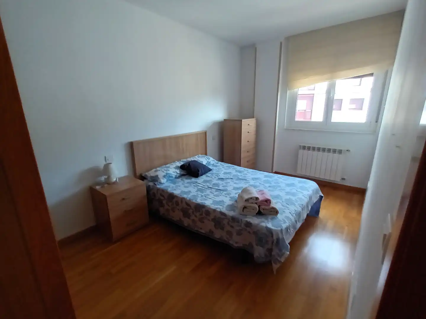 Schlafzimmer von Maisonette zur Miete in Lugo mit Heizung, Parkett und Möbliert