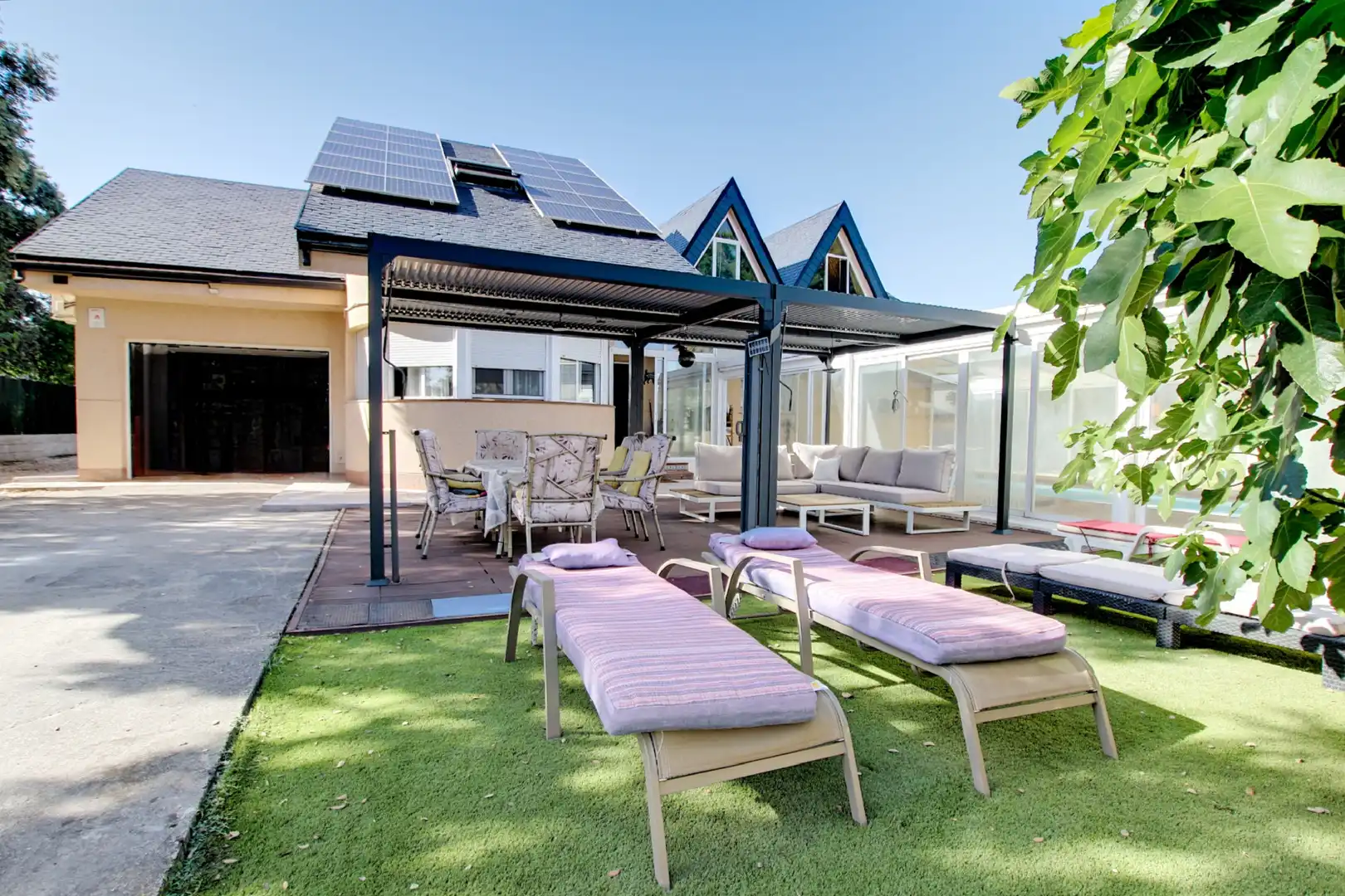 Terrassa de Casa o xalet en venda en Nuevo Baztán amb Aire condicionat, Calefacció i Jardí privat