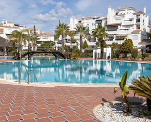 Swimming pool of Planta baja to rent in Marbella  with Air Conditioner, Private garden and Parquet flooring