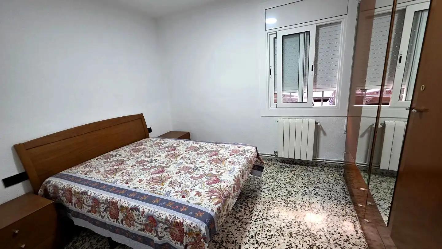 Dormitori de Planta baixa en venda en Terrassa amb Calefacció