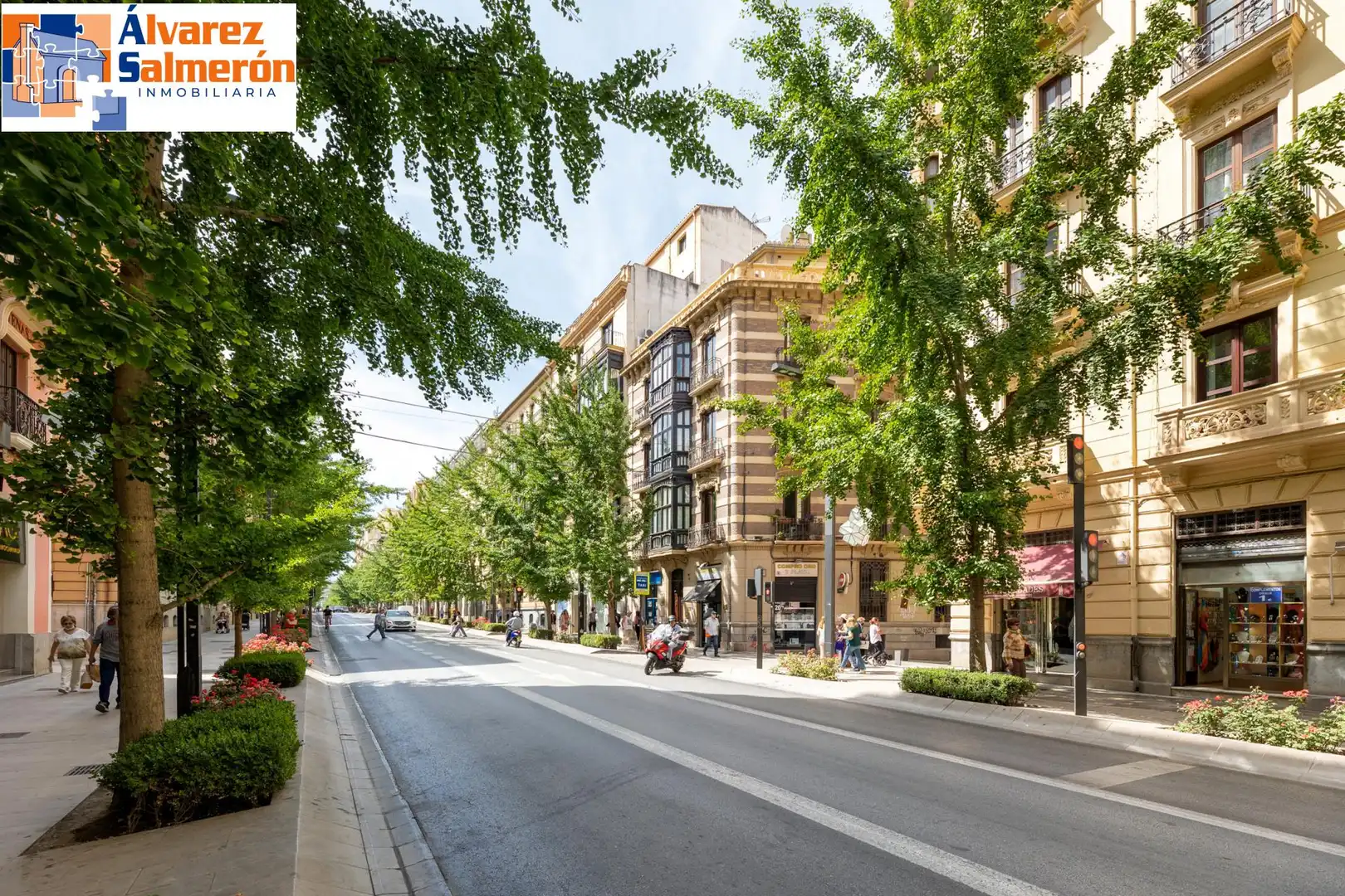 Apartament amb ascensor en venda a Calle  Gran Vía de Colón, imagen 3