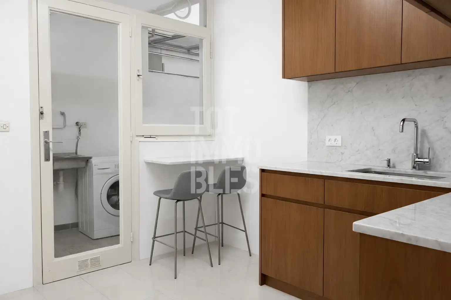 Cocina de Piso en venta en Girona con Balcón