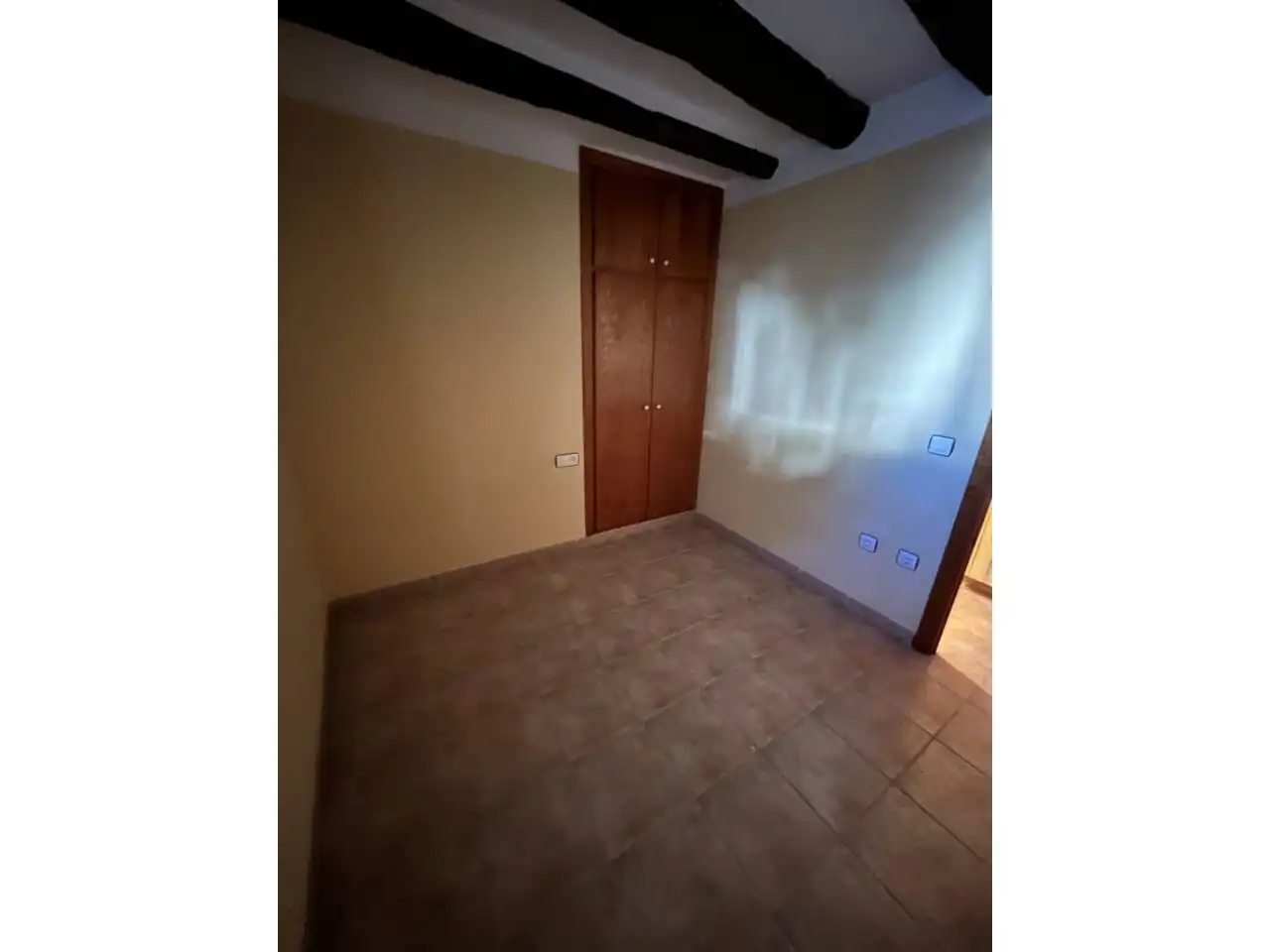 Dormitori de Casa o xalet en venda en Castelserás amb Calefacció, Terrassa i Moblat