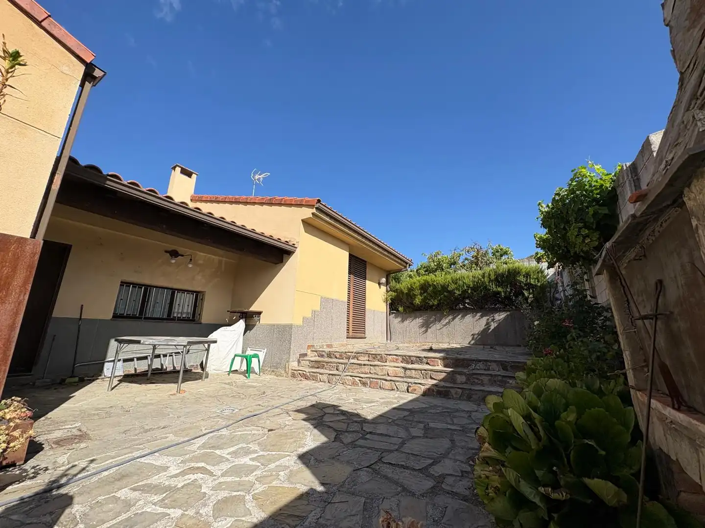 Jardí de Casa o xalet en venda en Íscar amb Calefacció, Jardí privat i Terrassa