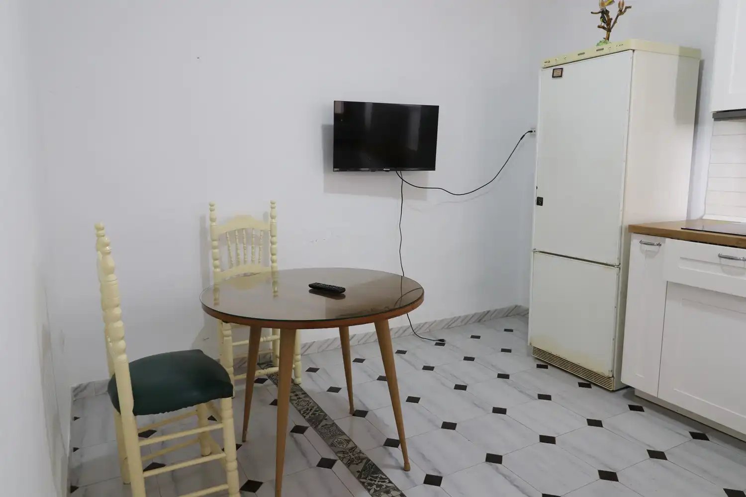 Sala d'estar de Casa o xalet en venda en Íllora amb Jardí privat i Moblat