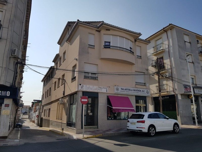 Exterior view of Flat for sale in Talayuela  with Private garden, Terrace and Furnished