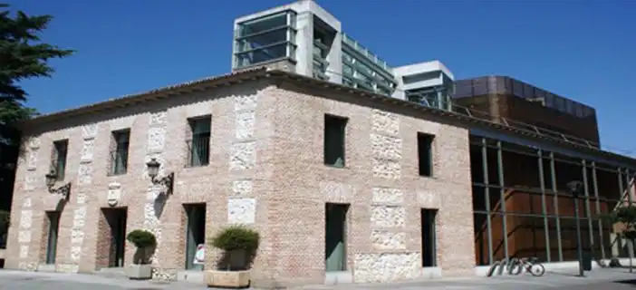 Vista exterior de Dúplex en venda en San Fernando de Henares amb Aire condicionat, Calefacció i Moblat