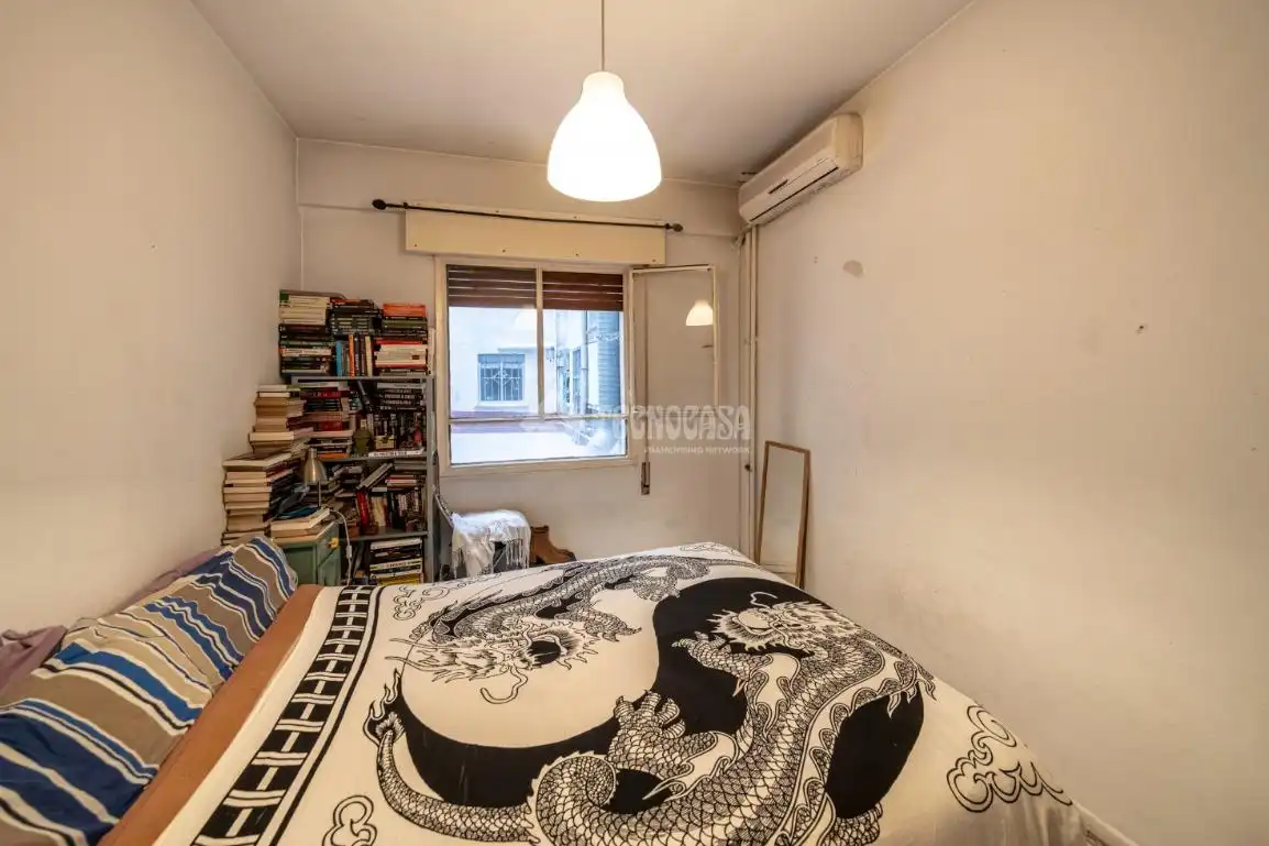 Habitación de Piso en venta en Madrid con Calefacción