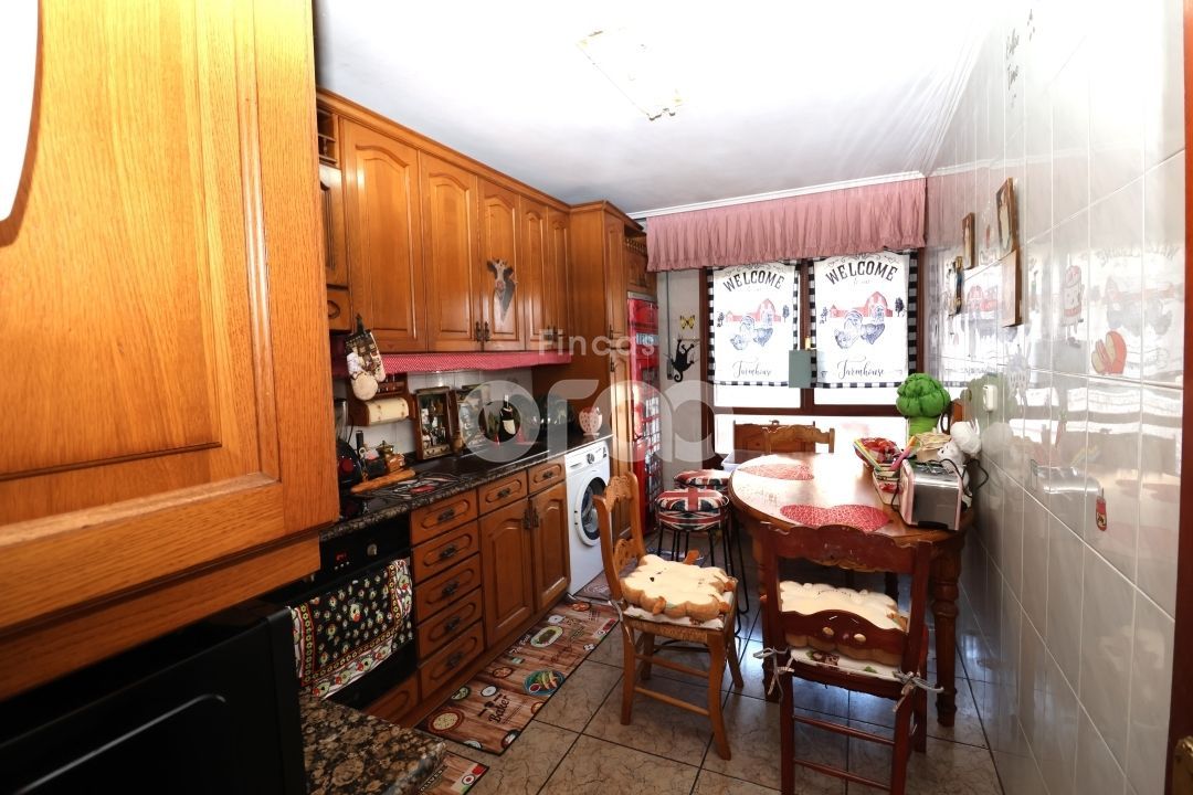 Kitchen of Flat for sale in Santurtzi   with Heating, Storage room and Furnished