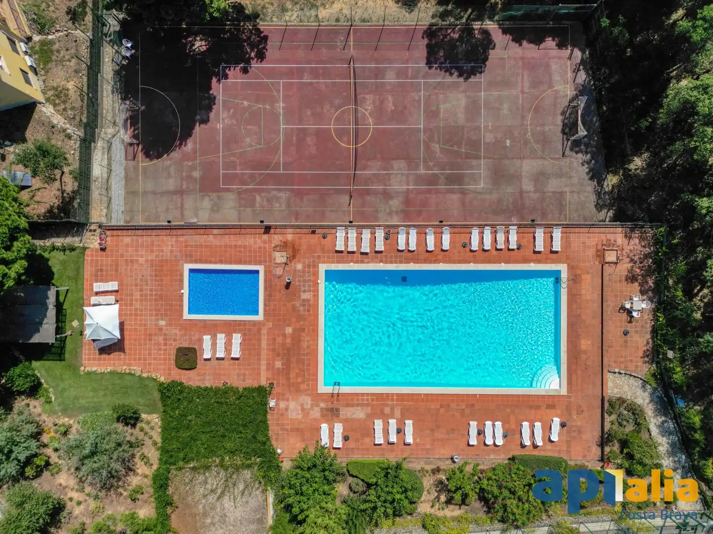 Schwimmbecken von Haus oder Chalet zum Verkauf in Sant Feliu de Guíxols mit Privatgarten, Terrasse und Schwimmbad