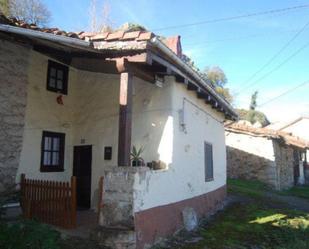 Vista exterior de Finca rústica en venda en Quirós amb Terrassa