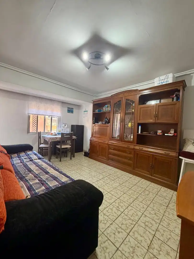Living room of Flat for sale in Valencia  with Air Conditioner, Heating and Balcony