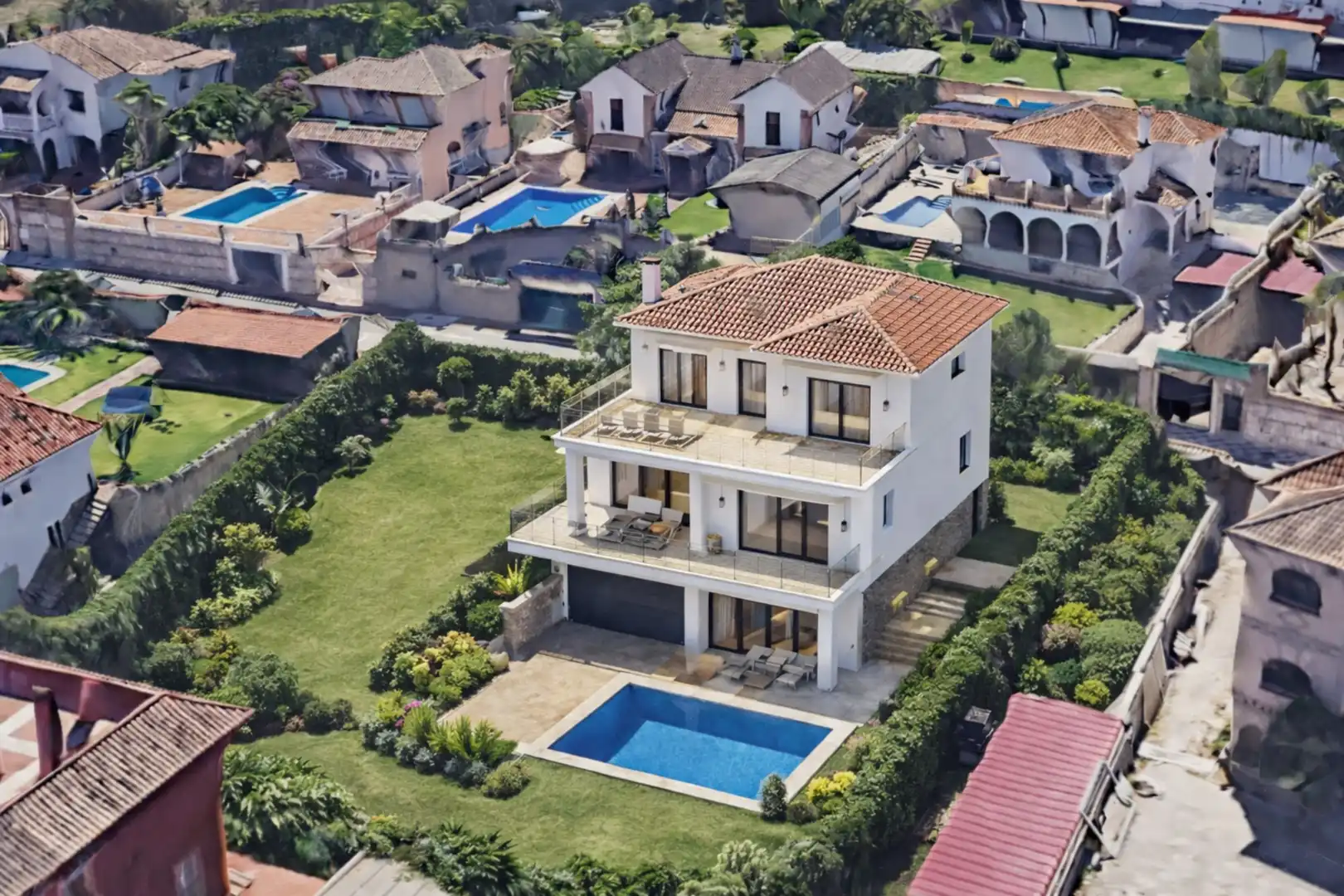 Terreno residencial en venta en Calle Naranjos del Lagarejo