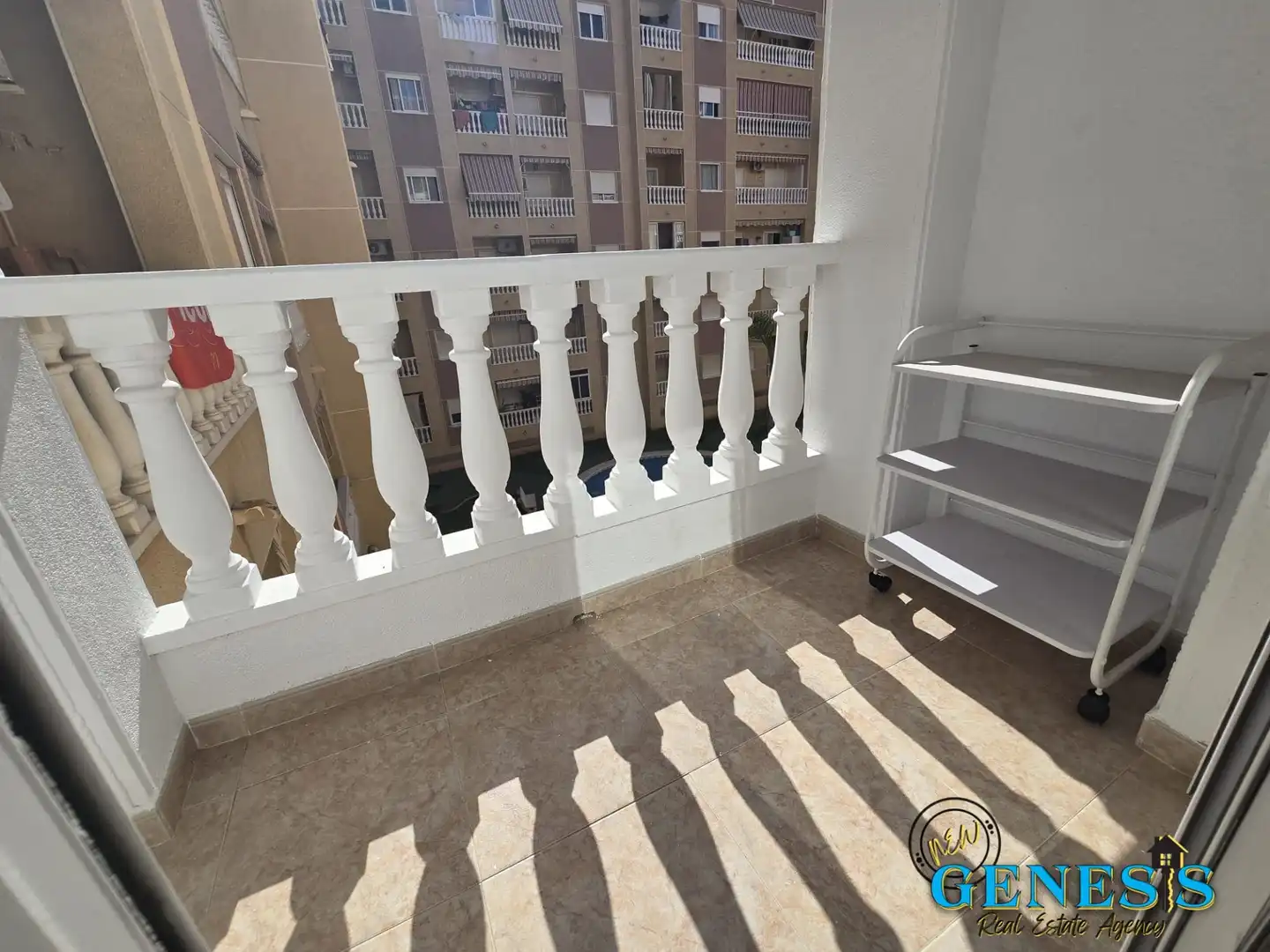 Terrassa de Estudi en venda en Torrevieja amb Moblat, Rentadora i Balcó