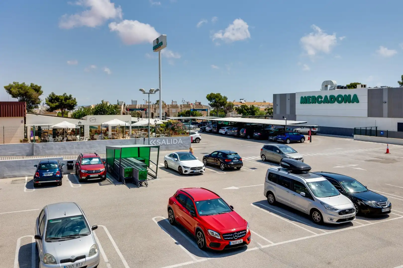 Parking de Casa o chalet en venta en Torrevieja con Aire acondicionado, Jardín privado y Terraza