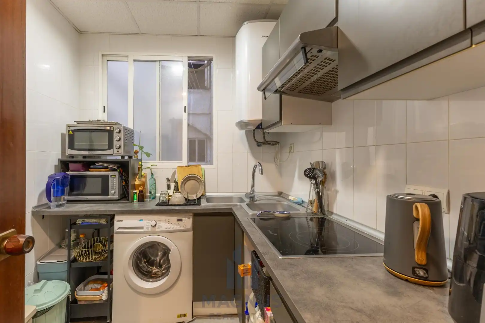 Piso en venta en Plaza ARTUR PIERA, Nou Moles