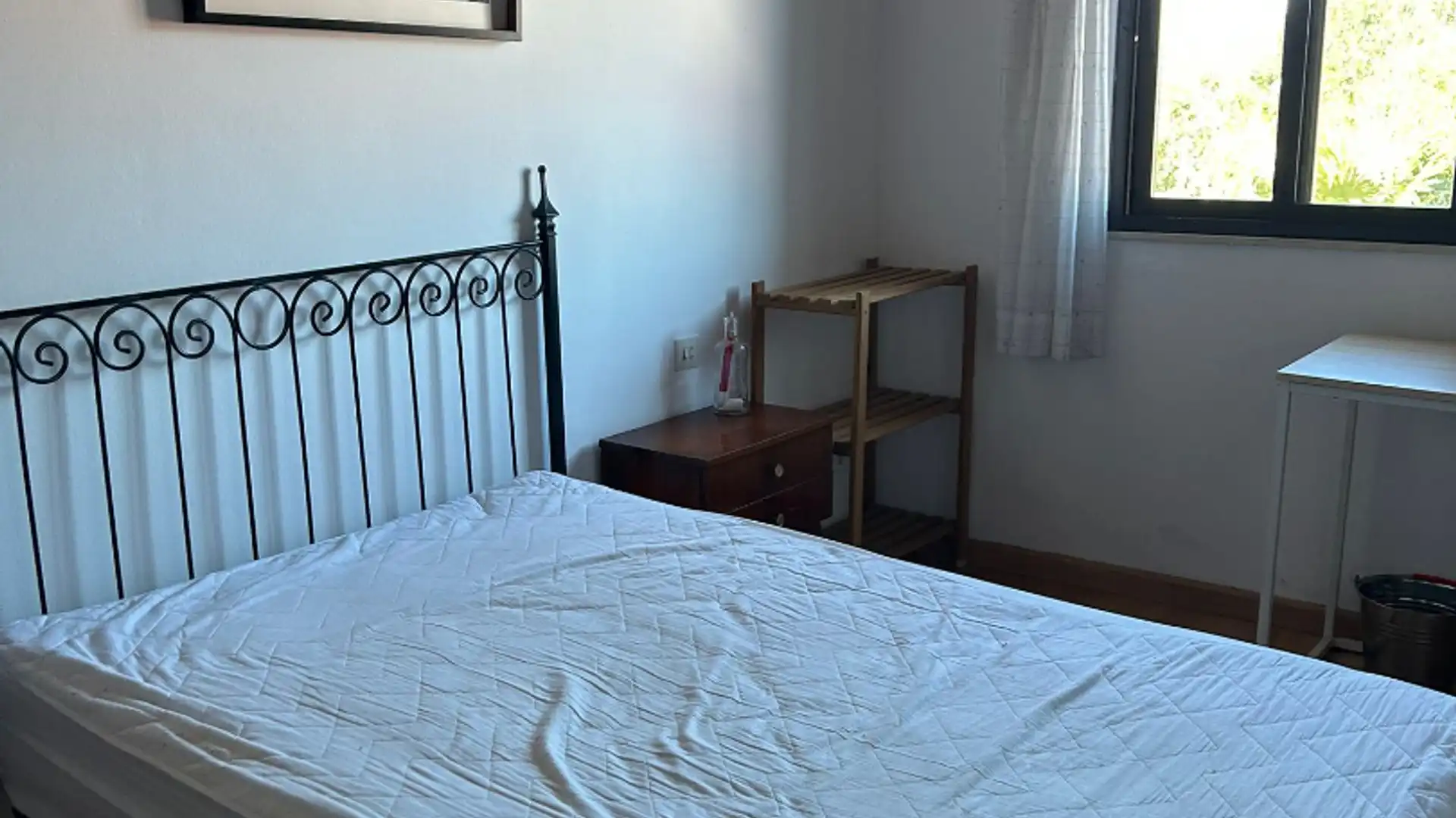 Habitación de Piso de alquiler en Santiago de Compostela  con Amueblado