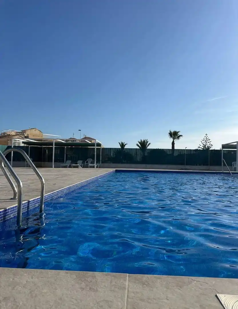 Piscina de Finca rústica en venda en Torrevieja amb Aire condicionat, Jardí privat i Piscina