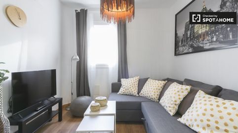 Foto 5 de Habitación en San Isidro, Madrid Capital