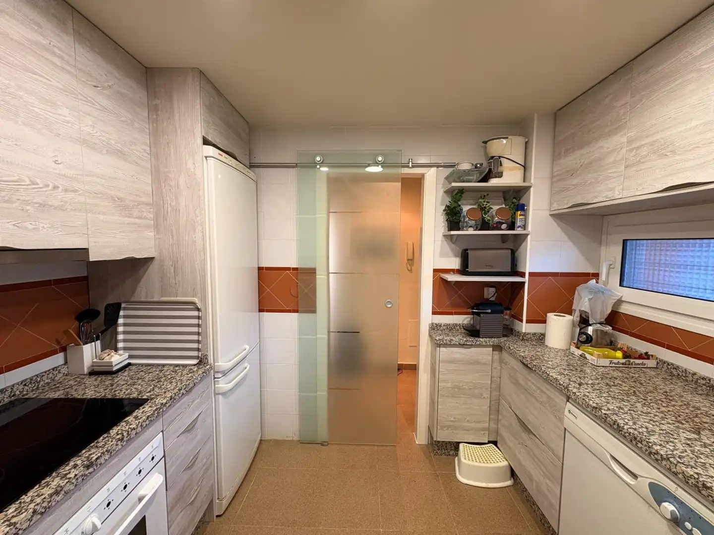 Cocina de Apartamento en venta en Ayamonte con Aire acondicionado, Terraza y Piscina comunitaria