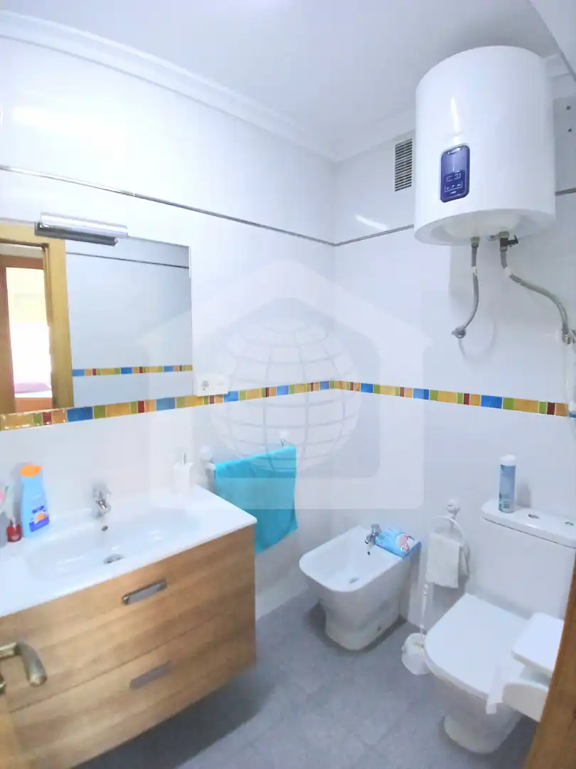 Bathroom of Flat for rent in Málaga  with Air Conditioner and Furnished