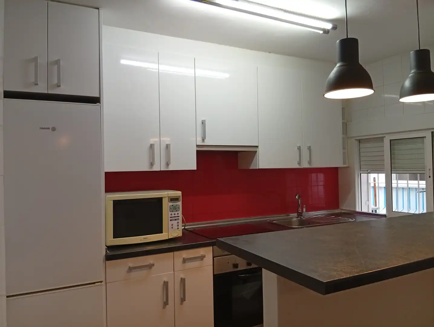 Kitchen of Flat for sale in Pozuelo de Alarcón  with Terrace, Oven and Washing machine