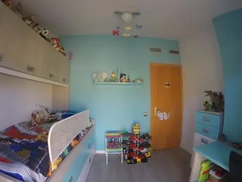 Habitación de Dúplex en venta en Canet de Mar con Parquet y Balcón