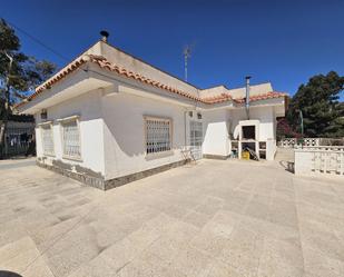 Vista exterior de Casa o xalet de lloguer en Águilas amb Terrassa