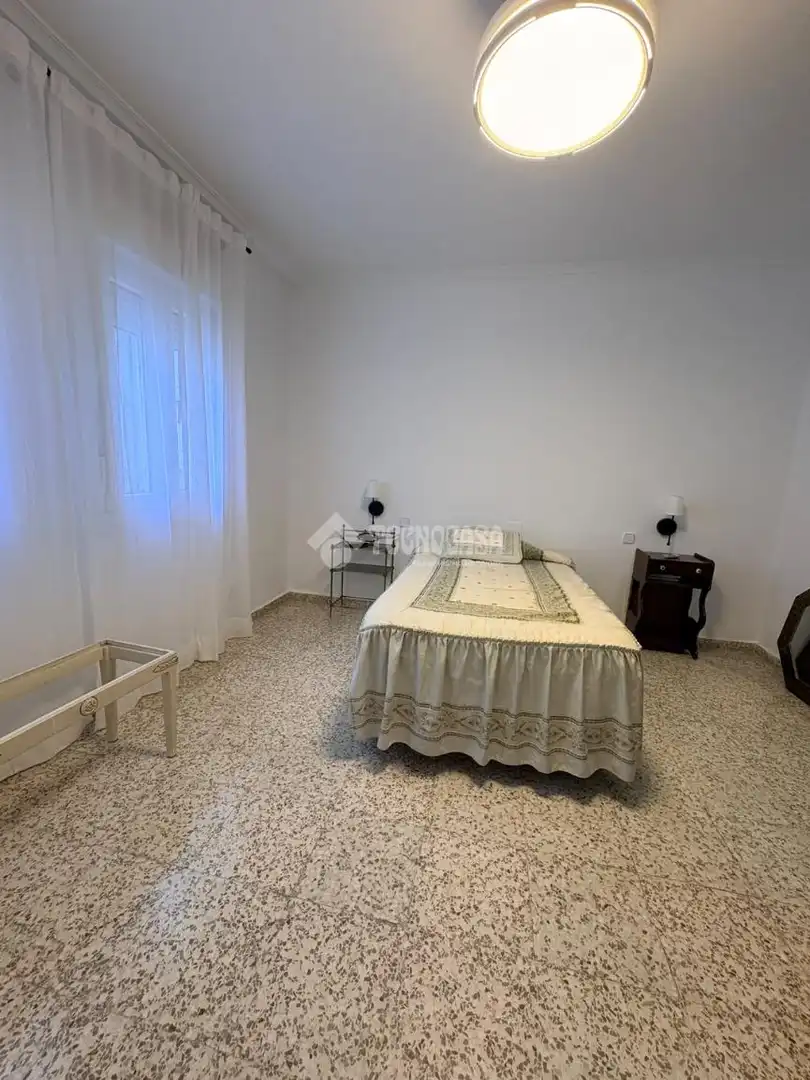 Bedroom of Flat for rent in Casco Antiguo