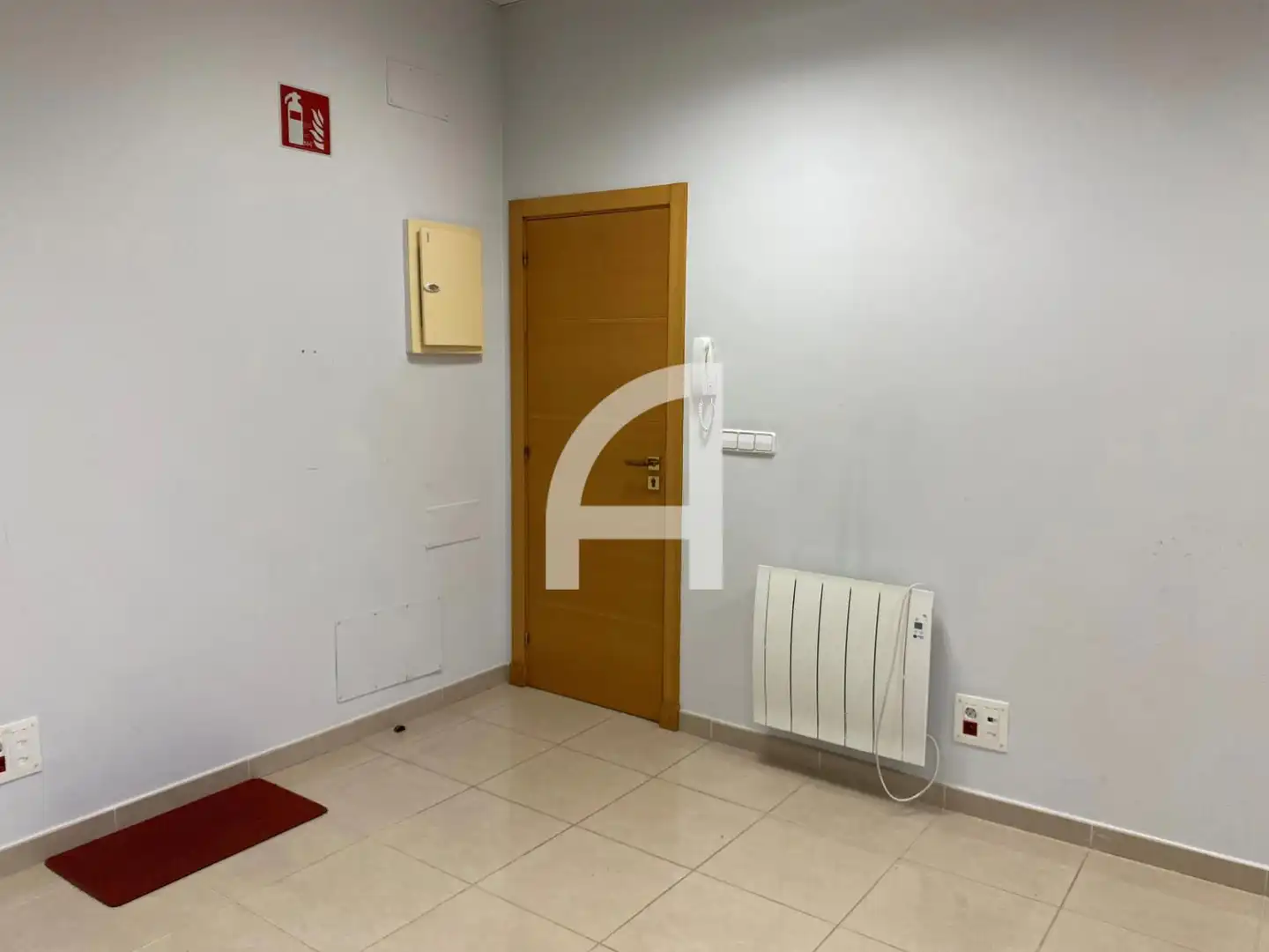 Oficina de lloguer a MARÍN, Coia