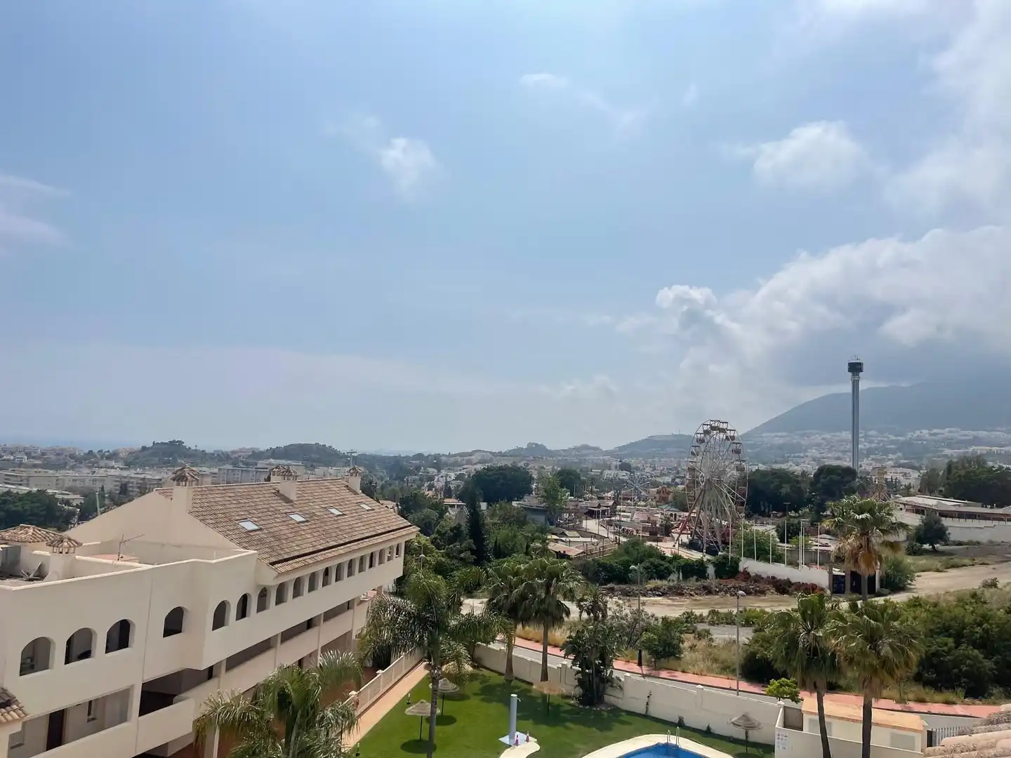 Vista exterior de Piso en venta en Benalmádena con Aire acondicionado, Terraza y Trastero